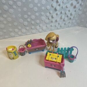 Happy Places Shopkins Pampered Pony Welcome Pack